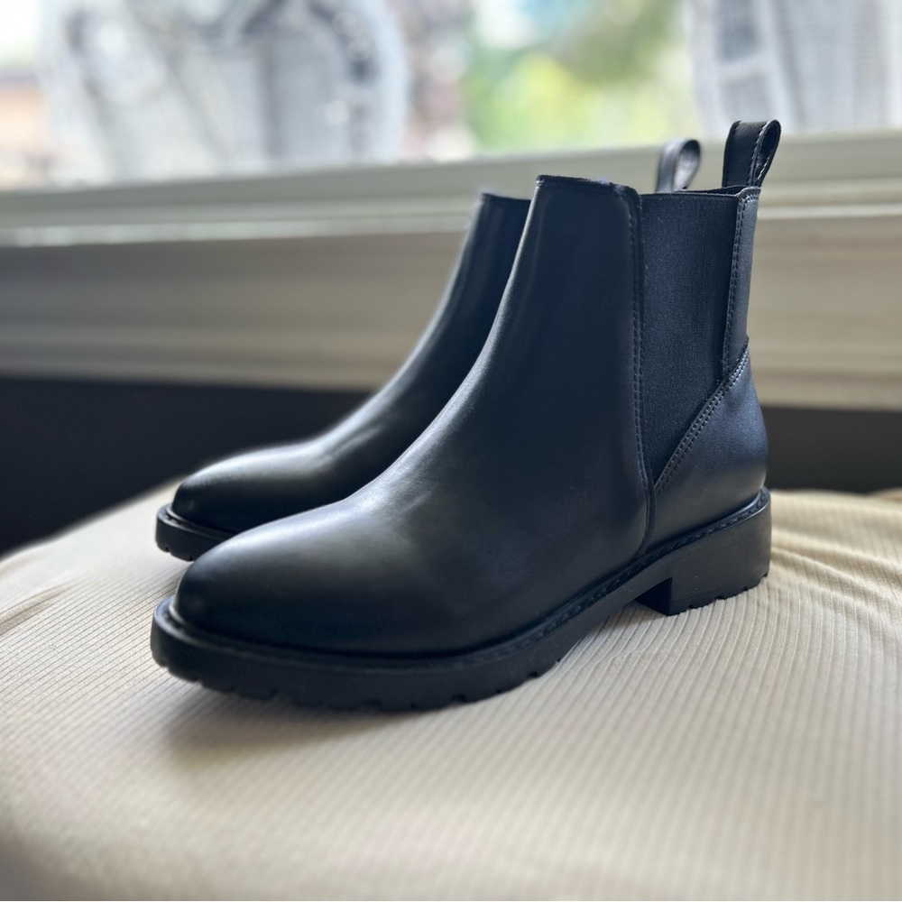 Steve Madden Black Ankle Boots